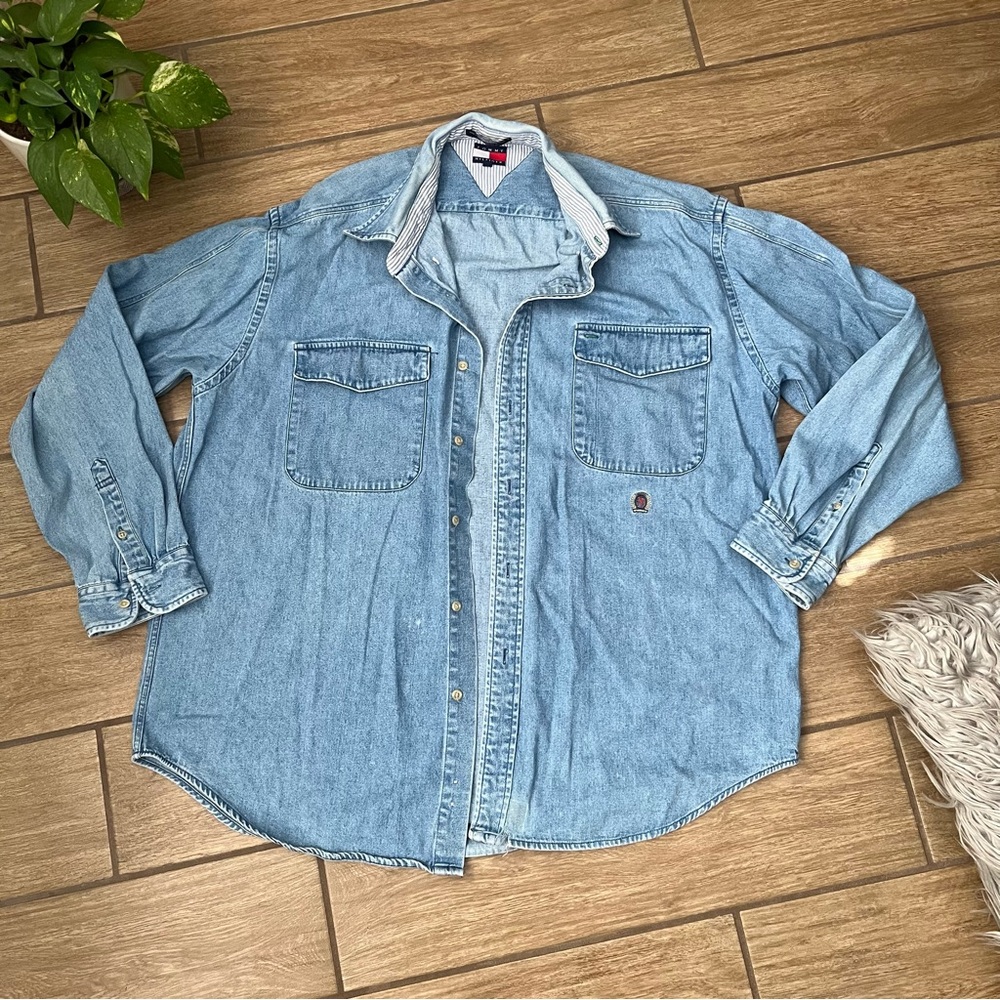TOMMY HILFIGER - Vtg 90s Denim Blue Jean Button-Up Shirt, Fits Mens LARGE